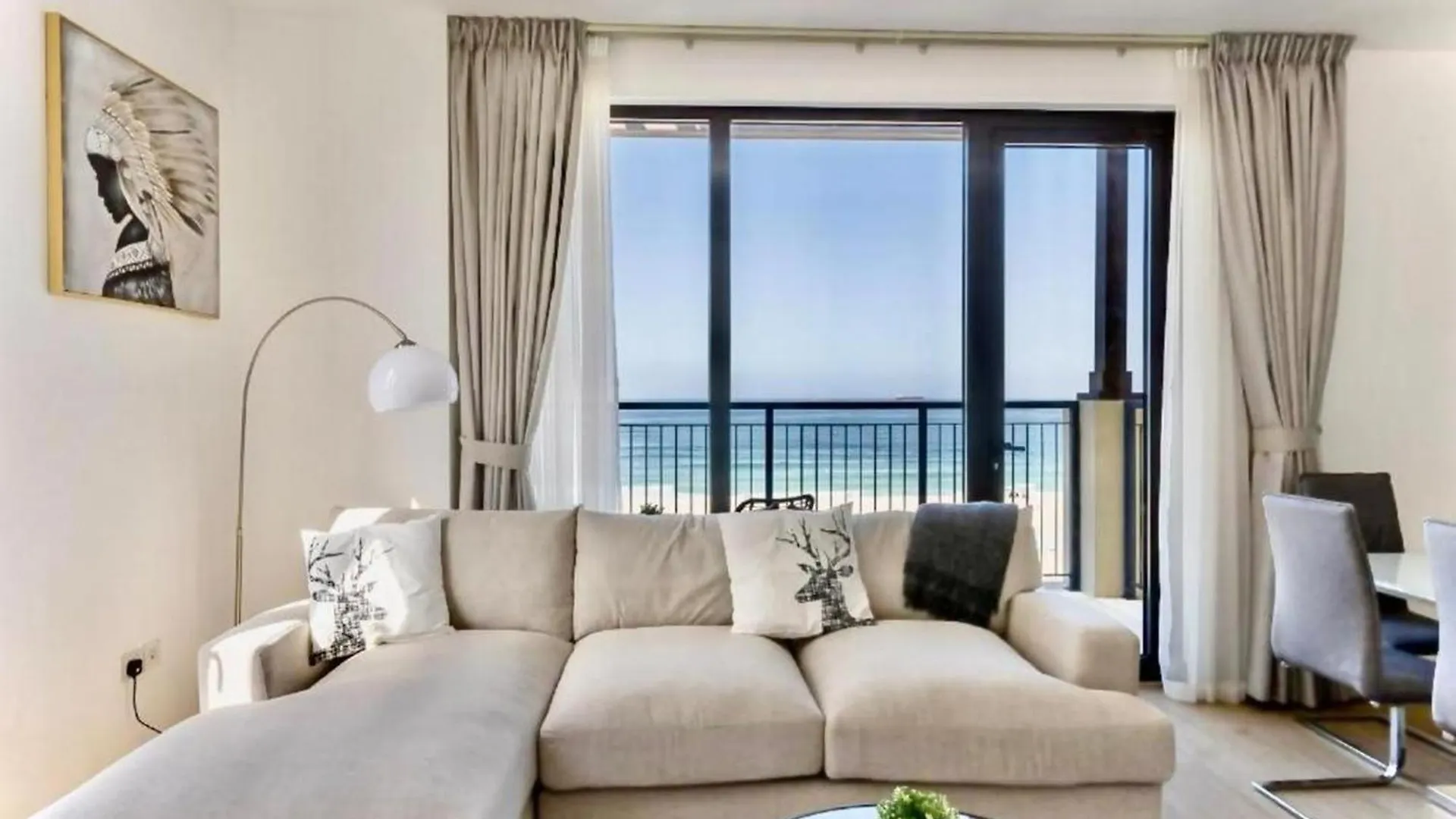 Ocean Majestic Full Sea View At Le Pont Apartment Dubai