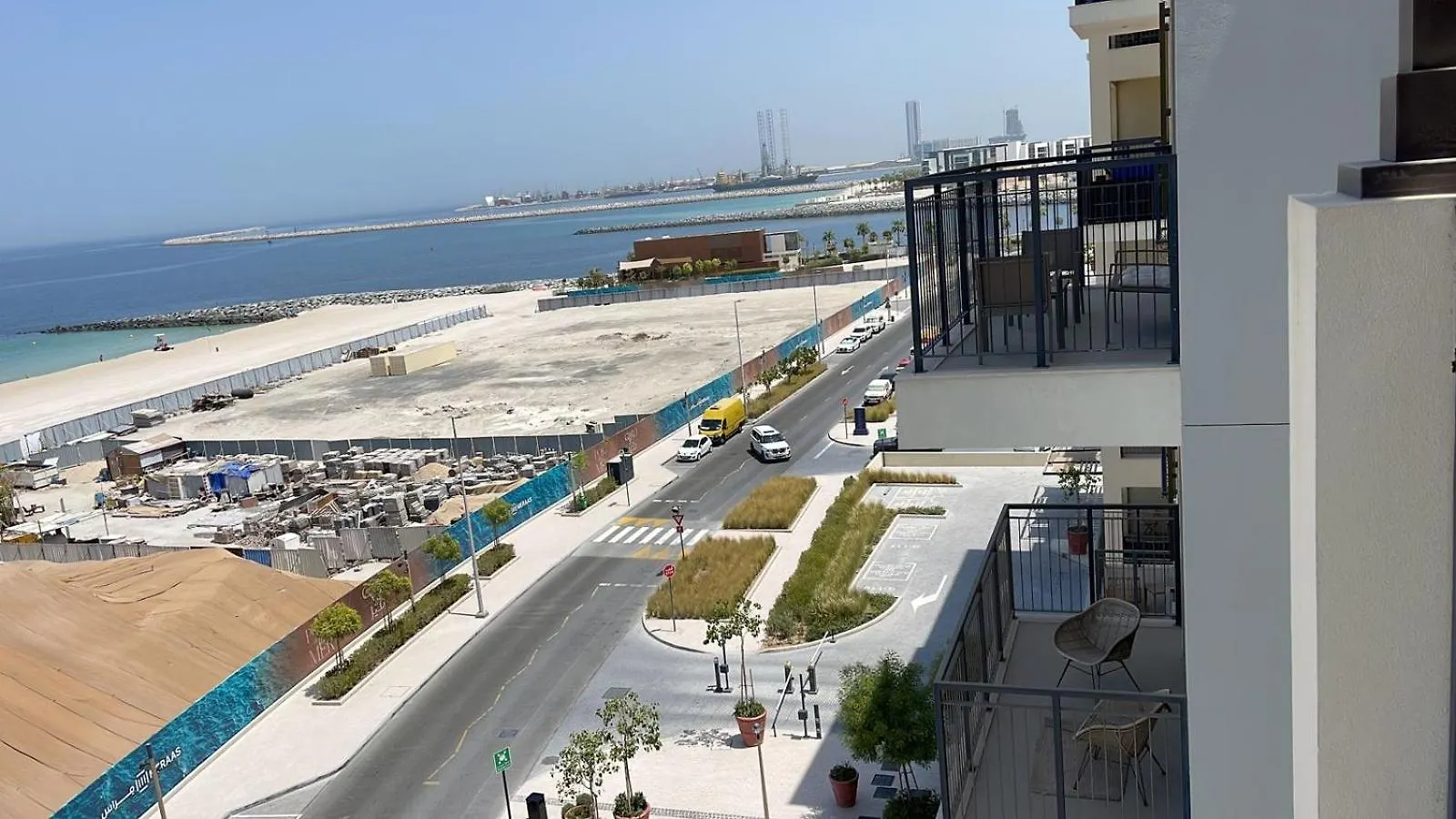 Ocean Majestic Full Sea View At Le Pont Apartment Dubai